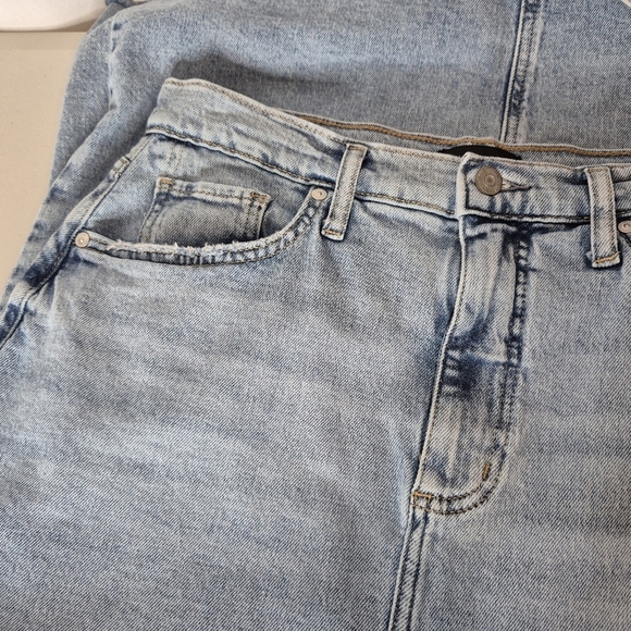 Silver Jeans Front Slit Denim Skirt - Size 28 / 6 - Picture 9 of 16